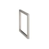 Stort och romantiskt badrum med rund spegel med guldkant