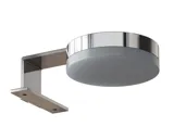 Stor badrumsinspiration i nordisk stil med badrumsmöbler i ljusblå färg och träbänkskiva med elegant fristående handfat, fiskbensgolv i trä som skapar en ljus och klassisk stil